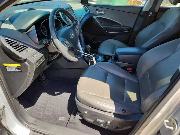 2016 HYUNDAI SANTA FE auction photo 7