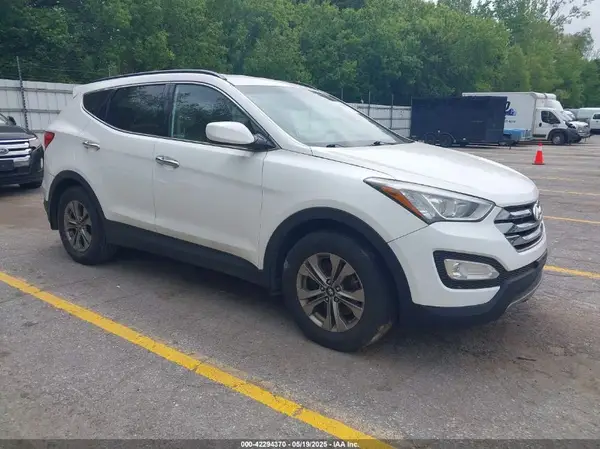5XYZUDLB3GG365597 2016 HYUNDAI SANTA FE - Image 1