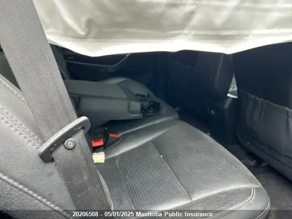 5XYZUDLB3GG370959 2016 HYUNDAI SANTA FE - Image 8
