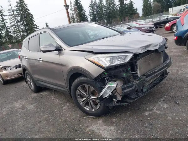 5XYZUDLB3GG373635 2016 HYUNDAI SANTA FE - Image 1