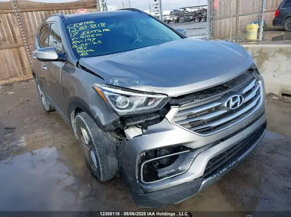 5XYZUDLB3HG410670 2017 HYUNDAI SANTA FE - Image 1