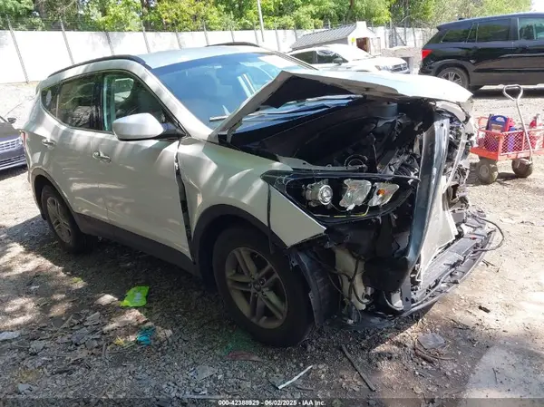 5XYZUDLB3HG441370 2017 HYUNDAI SANTA FE - Image 1