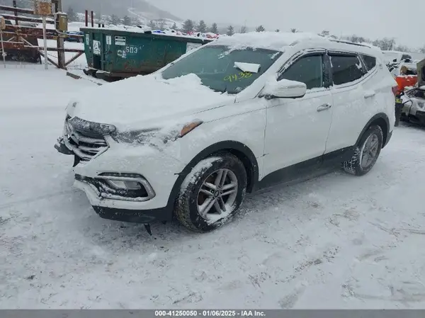 5XYZUDLB3HG479438 2017 HYUNDAI SANTA FE - Image 2