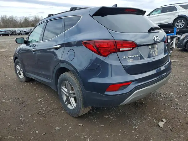 5XYZUDLB3JG523024 2018 HYUNDAI SANTA FE - Image 2