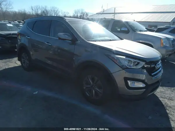 5XYZUDLB4GG325240 2016 HYUNDAI SANTA FE - Image 1