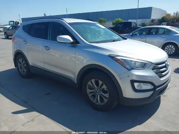 5XYZUDLB4GG336951 2016 HYUNDAI SANTA FE - Image 1