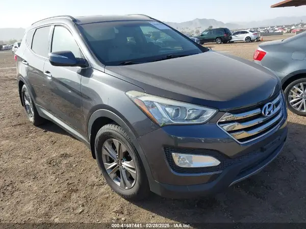 5XYZUDLB4GG357802 2016 HYUNDAI SANTA FE - Image 1