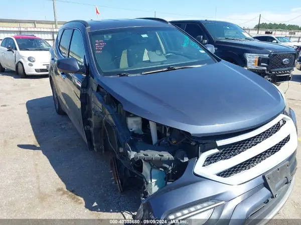 5XYZUDLB4HG378568 2017 HYUNDAI SANTA FE - Image 1