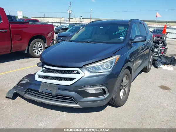 5XYZUDLB4HG378568 2017 HYUNDAI SANTA FE - Image 2