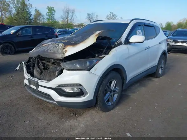 5XYZUDLB4HG408748 2017 HYUNDAI SANTA FE - Image 2