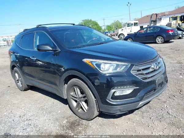 5XYZUDLB4HG416140 2017 HYUNDAI SANTA FE - Image 1