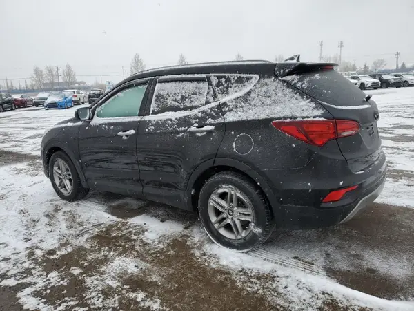 5XYZUDLB4HG428840 2017 HYUNDAI SANTA FE - Image 2