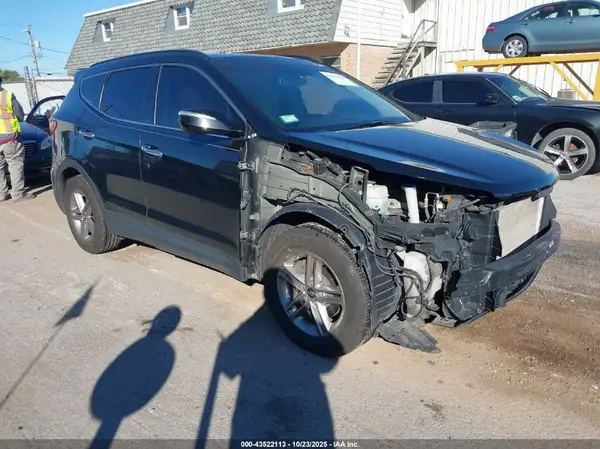 5XYZUDLB4HG448733 2017 HYUNDAI SANTA FE - Image 1