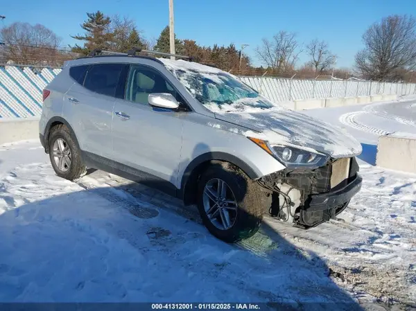 5XYZUDLB4JG511660 2018 HYUNDAI SANTA FE - Image 1