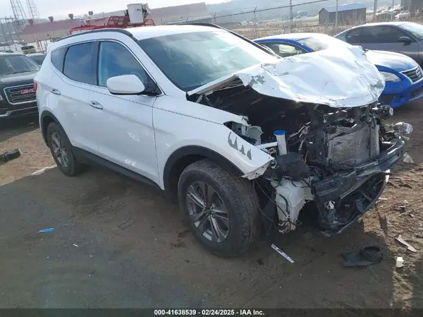 5XYZUDLB5GG315607 2016 HYUNDAI SANTA FE - Image 1