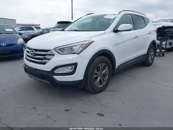 5XYZUDLB5GG336859 2016 HYUNDAI SANTA FE - Image 2