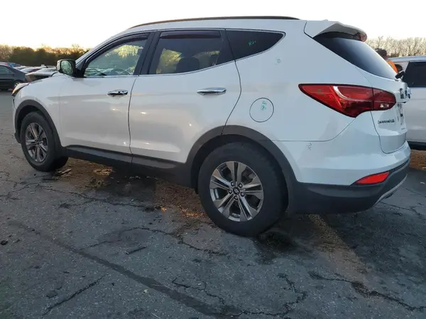 5XYZUDLB5GG355413 2016 HYUNDAI SANTA FE - Image 2