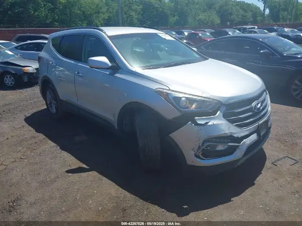 5XYZUDLB5HG382760 2017 HYUNDAI SANTA FE - Image 1