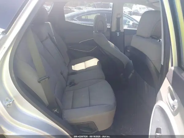 5XYZUDLB5HG382760 2017 HYUNDAI SANTA FE - Image 8