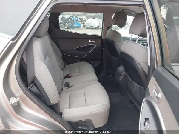 5XYZUDLB5HG388820 2017 HYUNDAI SANTA FE - Image 8