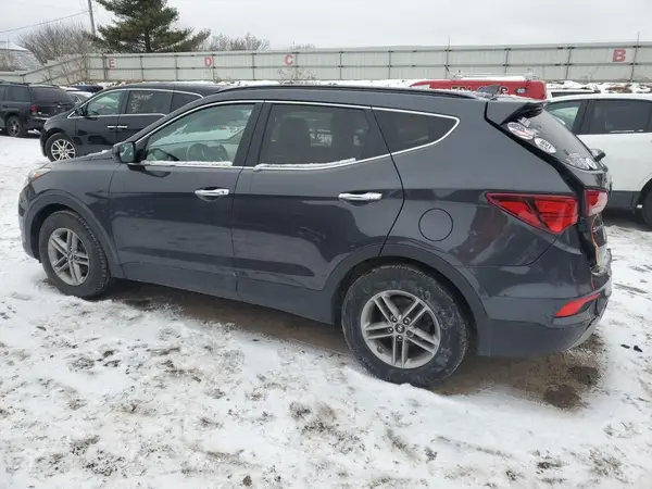 5XYZUDLB5HG471258 2017 HYUNDAI SANTA FE - Image 2