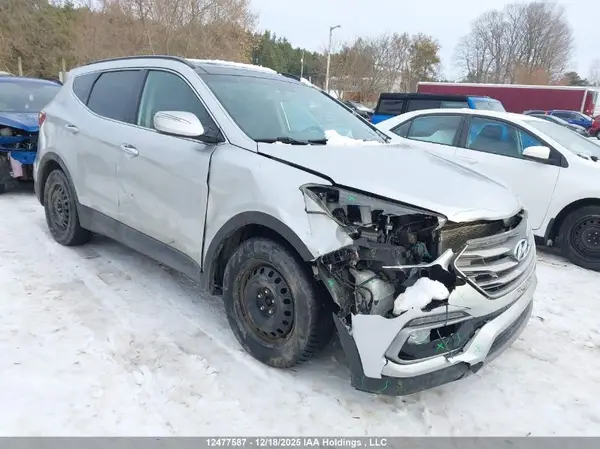 5XYZUDLB5HG472930 2017 HYUNDAI SANTA FE - Image 1