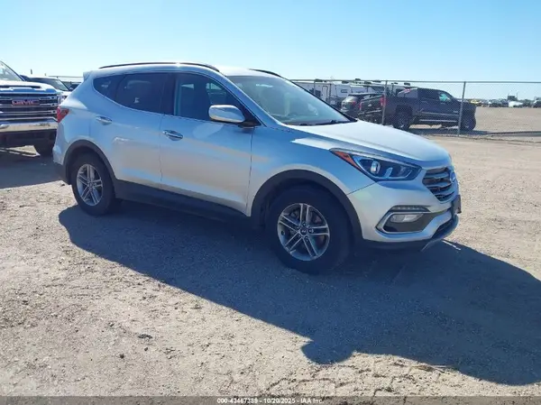5XYZUDLB5JG525129 2018 HYUNDAI SANTA FE - Image 1