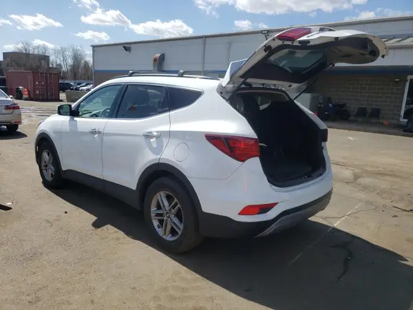 5XYZUDLB5JG563749 2018 HYUNDAI SANTA FE - Image 2