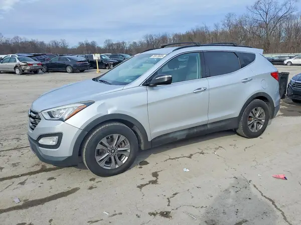 5XYZUDLB6GG308245 2016 HYUNDAI SANTA FE - Image 1
