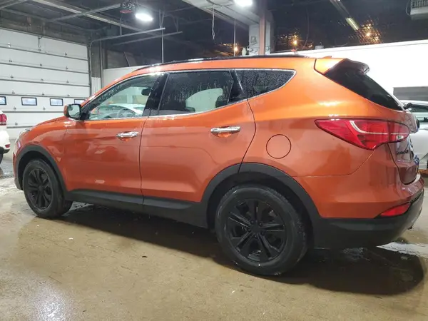 5XYZUDLB6GG366405 2016 HYUNDAI SANTA FE - Image 2