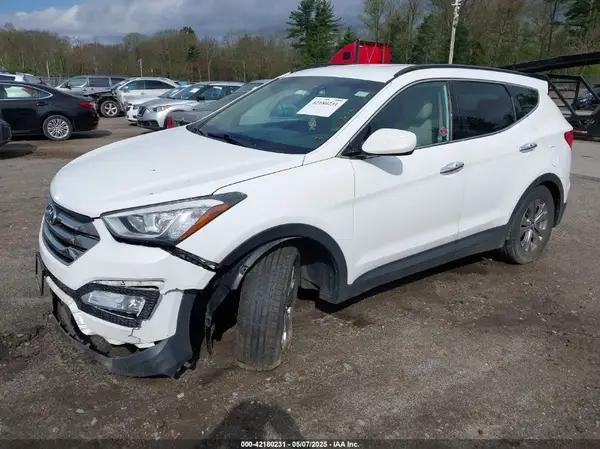 5XYZUDLB6GG375508 2016 HYUNDAI SANTA FE - Image 2