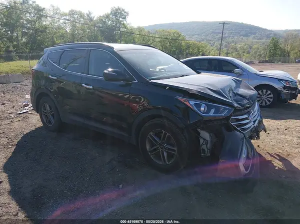 5XYZUDLB6HG383514 2017 HYUNDAI SANTA FE - Image 1