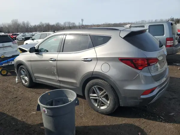 5XYZUDLB6HG384484 2017 HYUNDAI SANTA FE - Image 2