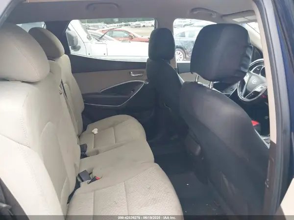 5XYZUDLB6HG411019 2017 HYUNDAI SANTA FE - Image 8