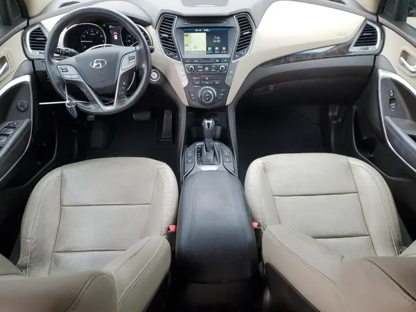 5XYZUDLB6HG411375 2017 HYUNDAI SANTA FE - Image 8