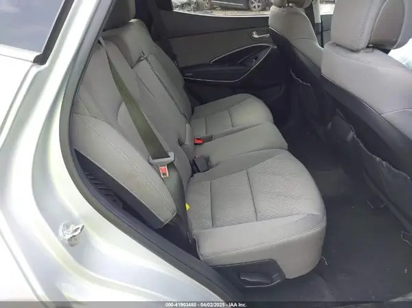 5XYZUDLB6HG487095 2017 HYUNDAI SANTA FE - Image 8