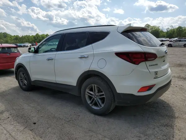 5XYZUDLB7HG388382 2017 HYUNDAI SANTA FE - Image 2