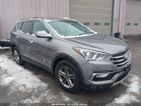 5XYZUDLB7HG389662 2017 HYUNDAI SANTA FE - Image 1