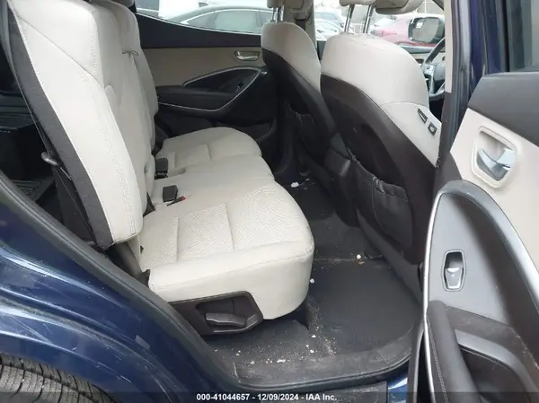 5XYZUDLB7HG426256 2017 HYUNDAI SANTA FE - Image 8