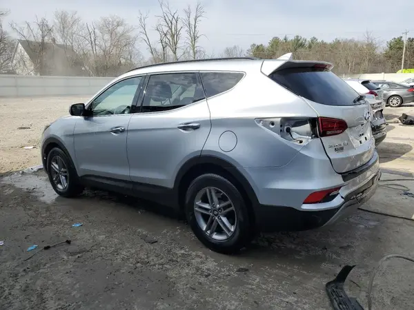 5XYZUDLB7HG448077 2017 HYUNDAI SANTA FE - Image 2