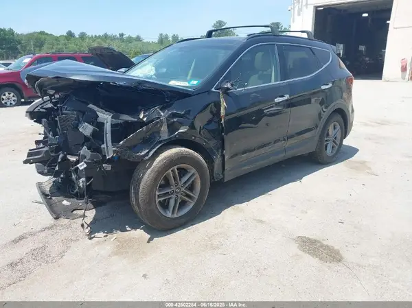 5XYZUDLB7HG479927 2017 HYUNDAI SANTA FE - Image 2