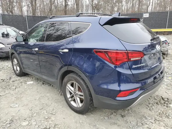 5XYZUDLB7HG484593 2017 HYUNDAI SANTA FE - Image 2