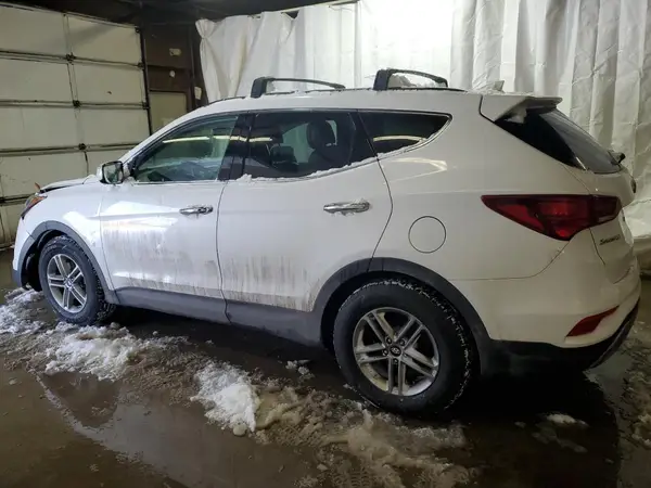 5XYZUDLB7HG485520 2017 HYUNDAI SANTA FE - Image 2