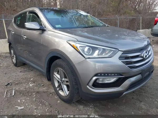 5XYZUDLB7JG528906 2018 HYUNDAI SANTA FE - Image 1