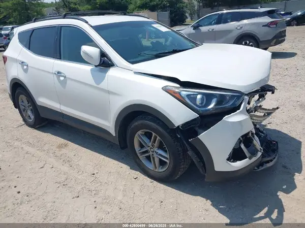 5XYZUDLB7JG543874 2018 HYUNDAI SANTA FE - Image 1