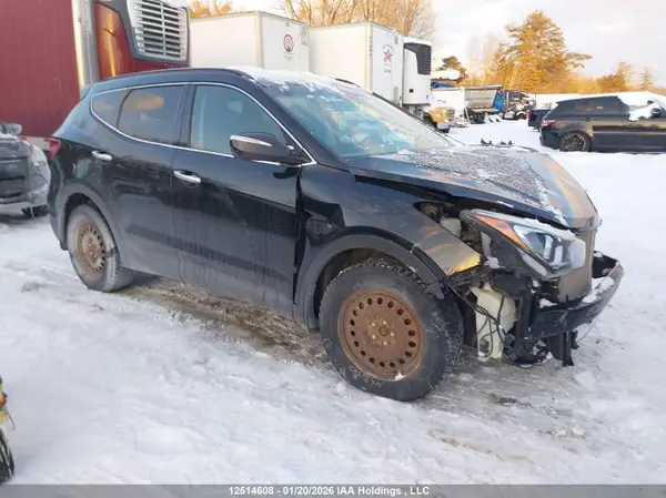 5XYZUDLB7JG573621 2018 HYUNDAI SANTA FE - Image 1