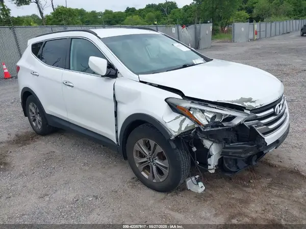 5XYZUDLB8GG325614 2016 HYUNDAI SANTA FE - Image 1