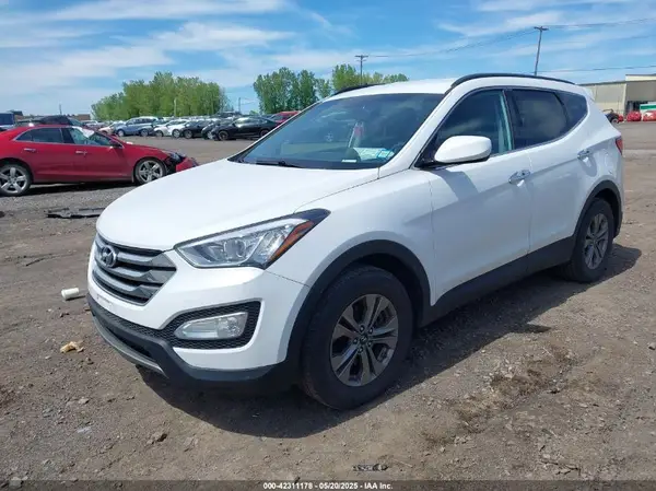 5XYZUDLB8GG368771 2016 HYUNDAI SANTA FE - Image 2