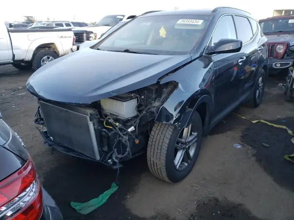 5XYZUDLB8HG388133 2017 HYUNDAI SANTA FE - Image 1