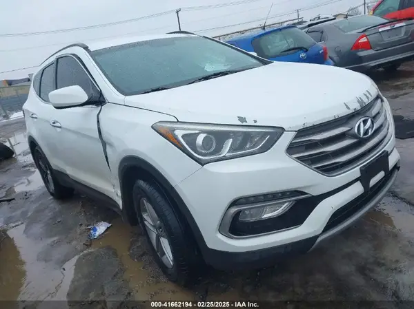 5XYZUDLB8HG390710 2017 HYUNDAI SANTA FE - Image 1